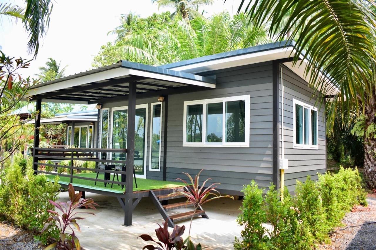 Baantia Chomtawan Bed & Breakfast Surat Thani Eksteriør bilde