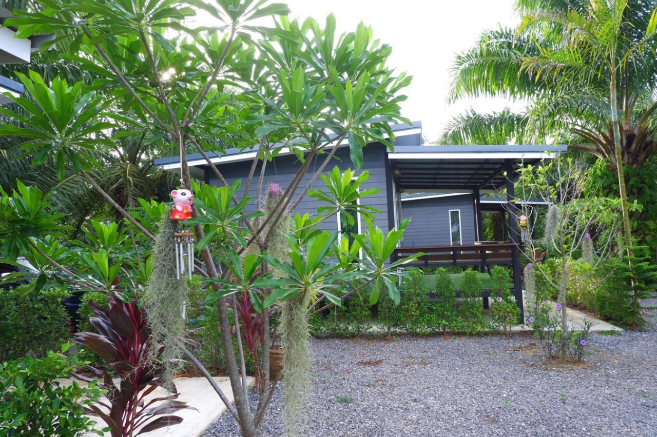 Baantia Chomtawan Bed & Breakfast Surat Thani Eksteriør bilde